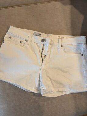 Gant White Women's Denim Shorts - Classic Five-Pocket